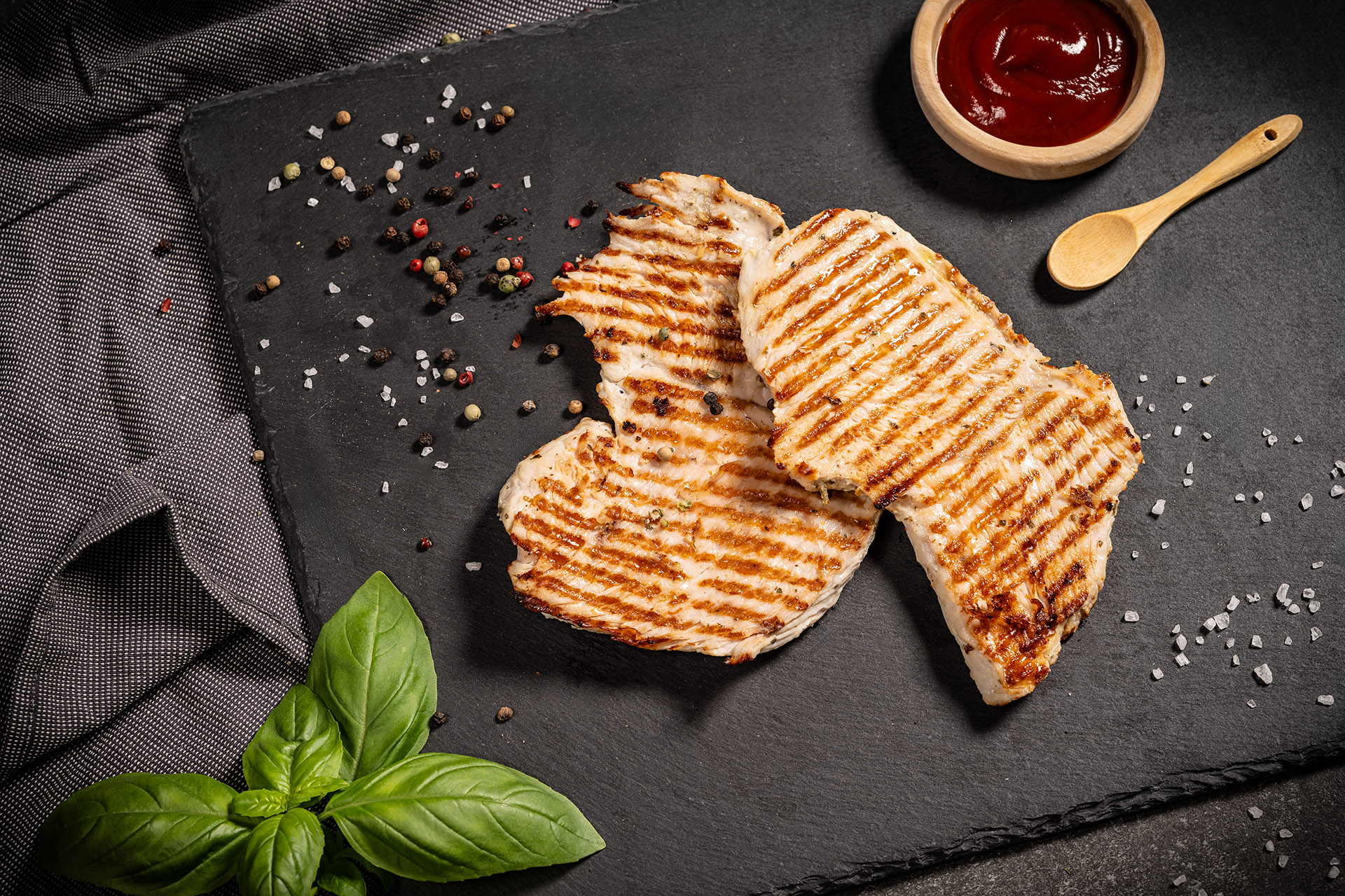 Bio-Putenbruststeaks mariniert, Joghurt-Knoblauch